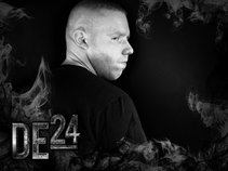 DE24