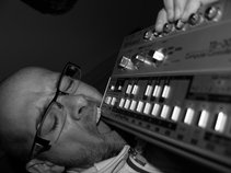 <man-analogue>