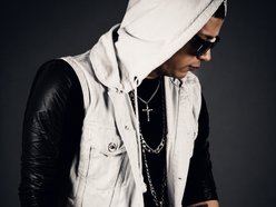 Bobby-XL  El Cubano