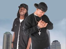2 GROWN