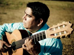 Tony Ybarra - Flamenco Latino Guitarist