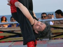 Amazing Amy: Contortionist, Unique Yoga Dancer