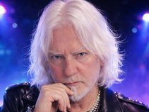 SHROUD OF THE MOON  (AluminiuM)