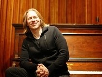 Graham English