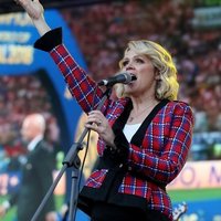 Artist 1933963 1534439356