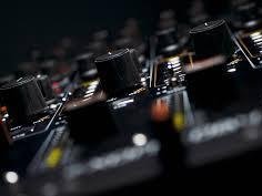DJ MaShUps [[-_-]]
