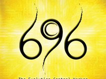 C696