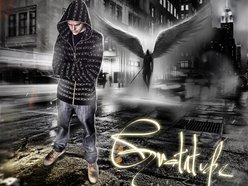 Rapture Raps of C.R.O.W.N. MOVEMENT
