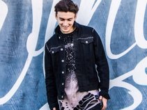 Josh Taylor