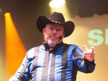 Shameless - A Tribute to Garth Brooks