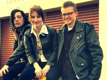 The Swingin' Switchblades