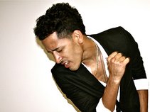 L.L Radio