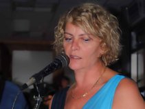 Ms Dameana and the Tramps