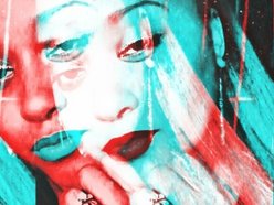 AJA LORRAINE