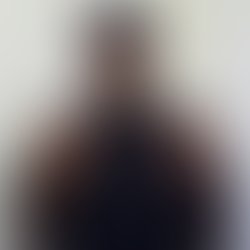 Artist 2107239 1386761878