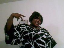 MaMa Lyricz