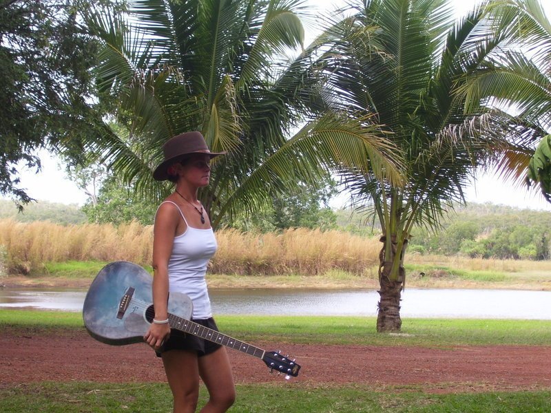 ReverbNation profile picture for @rosi