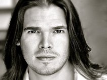 Dustin Brayley