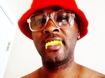 GLO STARR (Entertainer)