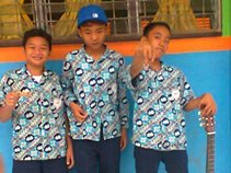 FEW family