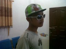 NU-ONE (Mr.Refisis)