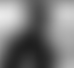 1373386937 artist 2353706 1373386921