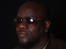 "TJ"