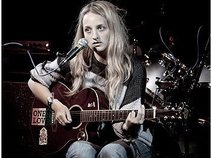 Annie Winter
