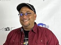 Carlos Solórzano: Pro Drummer & Songwriter