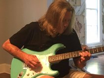 ArmadilloBlues / Gregg White