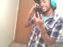 Y.B (YOUNG BEAST)