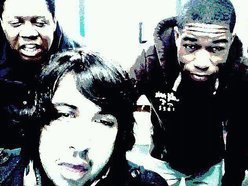 ReverbNation profile picture for @lunchtime