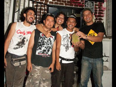 The Fine Line of Numb by Carburetor Dung (aka Dung) | ReverbNation