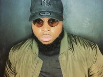 Face J