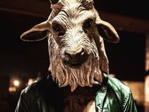 Bugatti Zoe The Milwaukee Goat 🐐