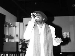 D joneZ