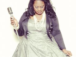 Image for LeKisha Earles