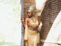 Lady Impress