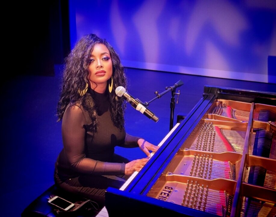 Roz Rivers Roz | ReverbNation