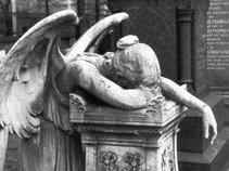 Sad Lovers & Giants (Garce)