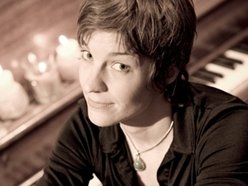 Image for Ashleigh Flynn