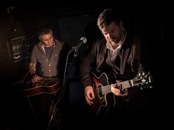 Justin Jon Thorne feat. aeronzj