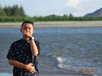 Lil. Lana ( Bee Family )