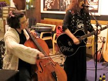 Tarah Grace & HIGH HORSE