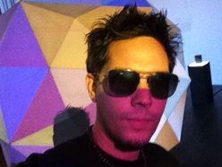 Jason Donnelly (Dj  Puzzle)