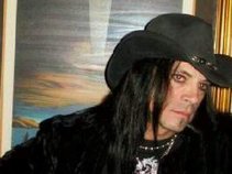 BROOKS RAVEN