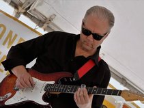MARK THOMAS GUITAR