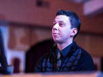 DJ_the_Pianist