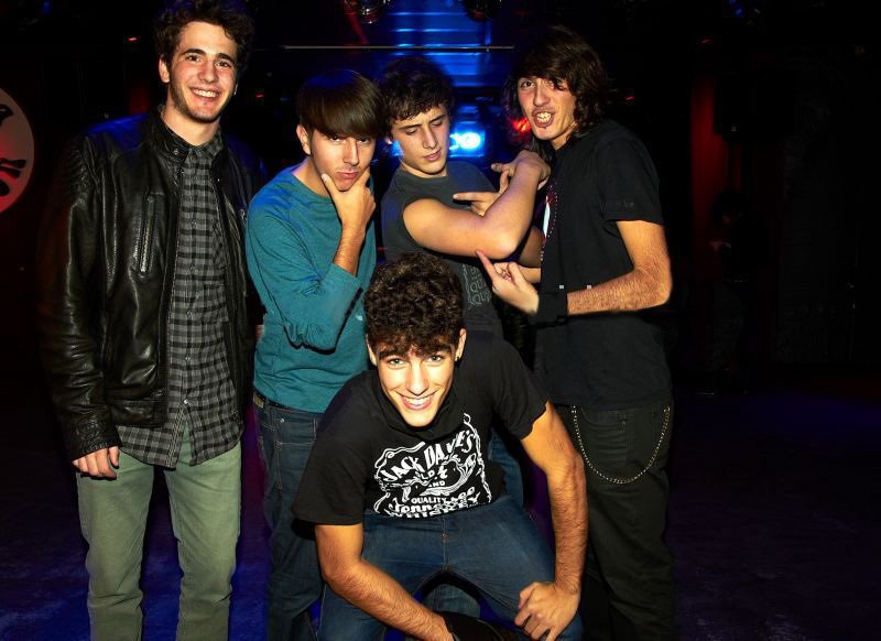 ReverbNation profile picture for @RECOVERS