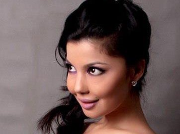 Kichkina, tola qizlar ishtirokida etuk porno